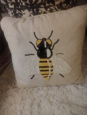 Gorgeous Primrose Vintage Beaded BUMBLE BEE Detail Throw Pillow 16" x 16"